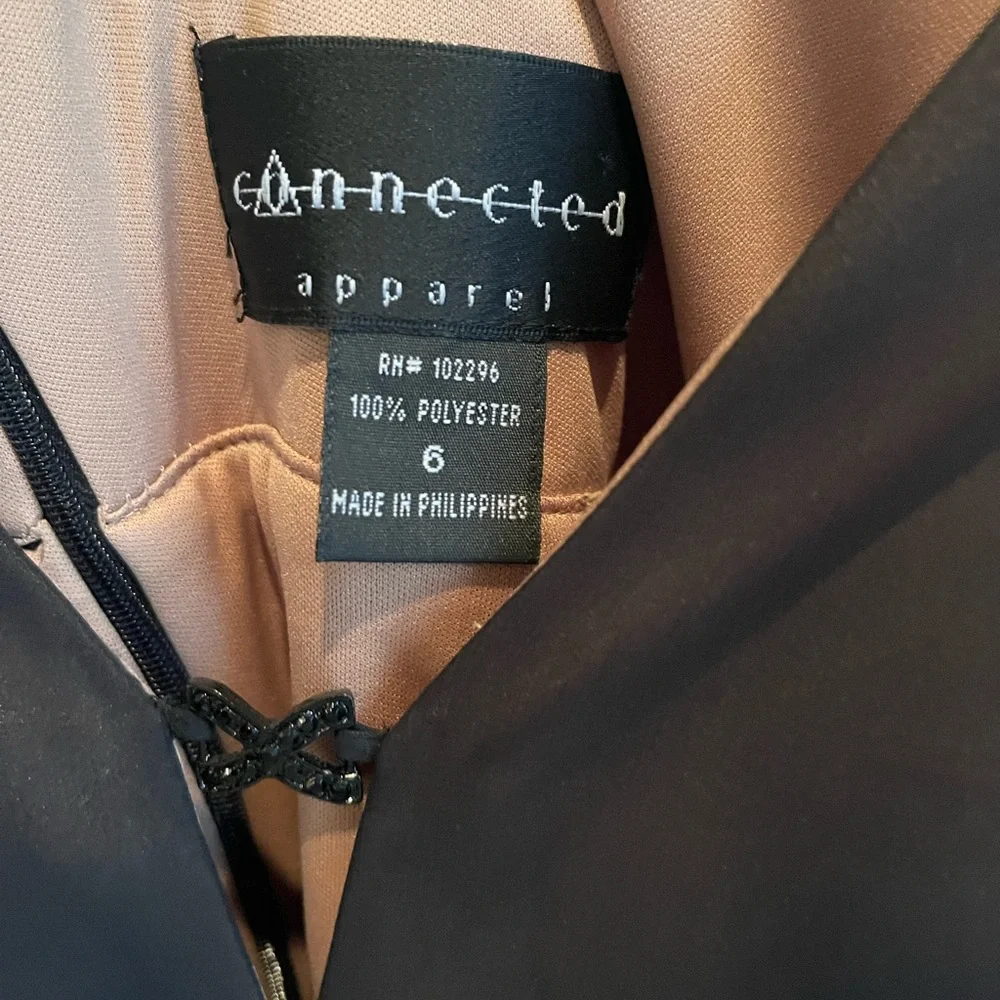 EUC size 6 black tea length formal dress - Picture 4 of 4